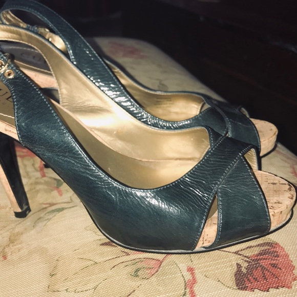 Buy 1 Get 1 FREE🌸Guess by Marciano. open-toed sling back heels🌸 - Picture 2 of 4